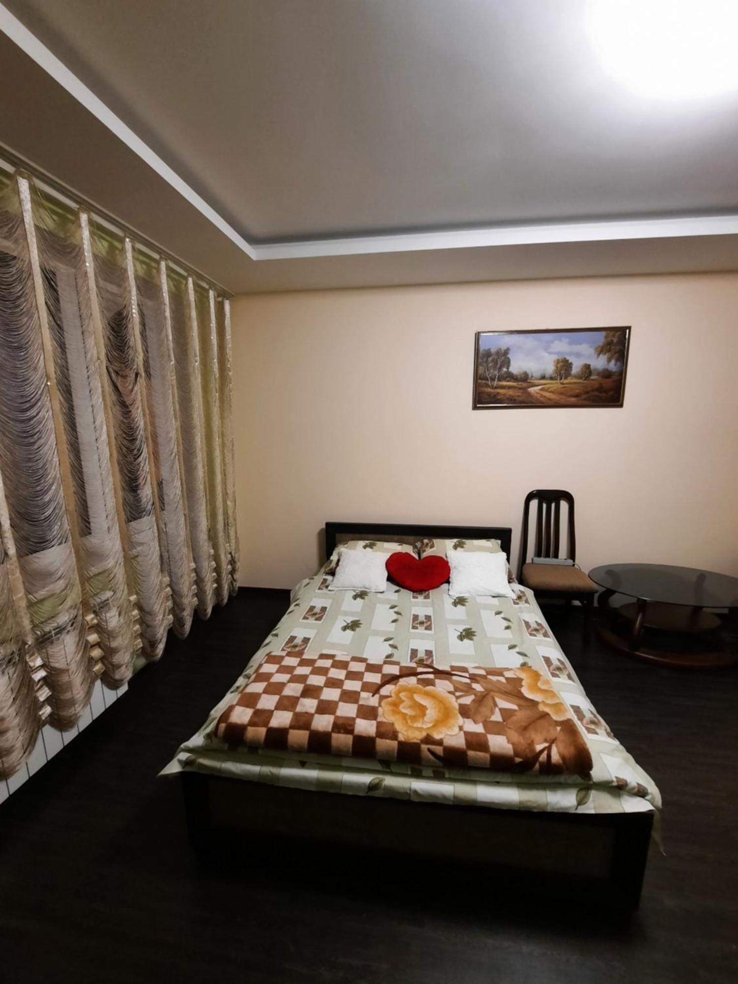 Шикарная 2К Квартира Центральный Парк Университет 70М Irpín Exterior foto
